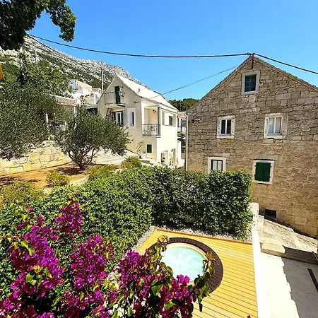 아파트 Old Village 브렐라