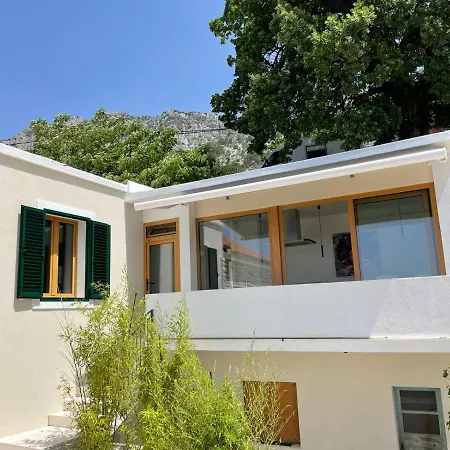 Old Village * 布雷拉