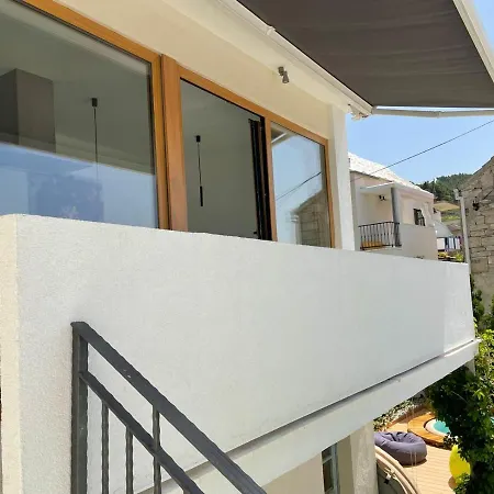 Apartment Old Village Brela