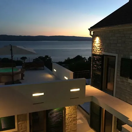 Old Village * 布雷拉