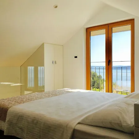 Old Village 公寓 *