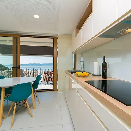 Old Village Apartment Brela