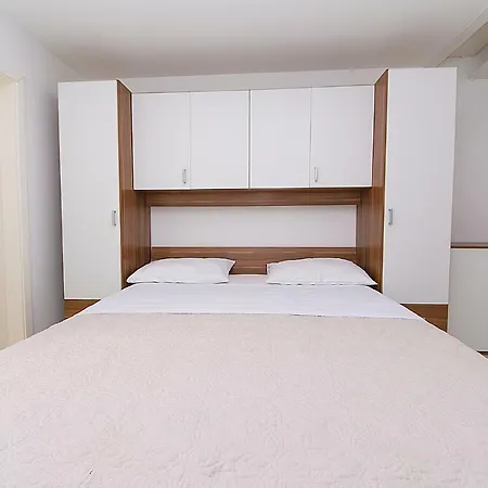 Old Village * بريلا