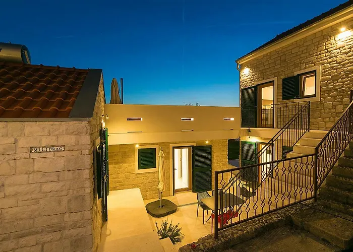 Lägenhet Old Village