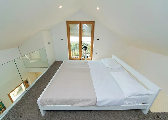 Old Village Lägenhet *